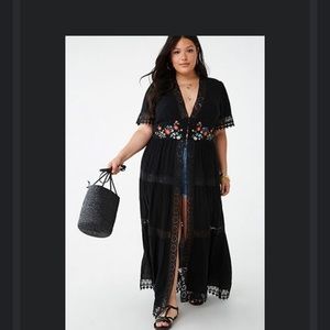 Brand New Forever 21 Floral Embroidered Kimono 1x